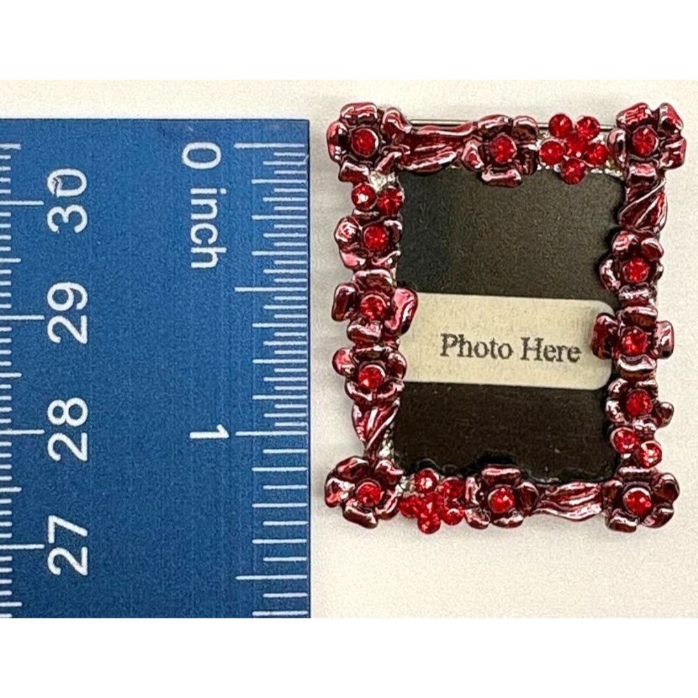 Red Rhinestone Photo Frame Brooch Pin Silver Tone Floral Enamel Holds Tiny Photo - Picture 4 of 5